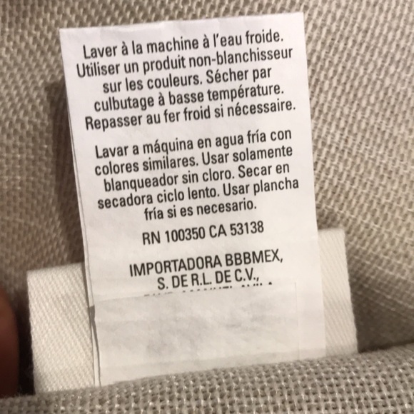 Brand new Bed Bath & beyond Our table Tablecloth - Picture 5 of 6